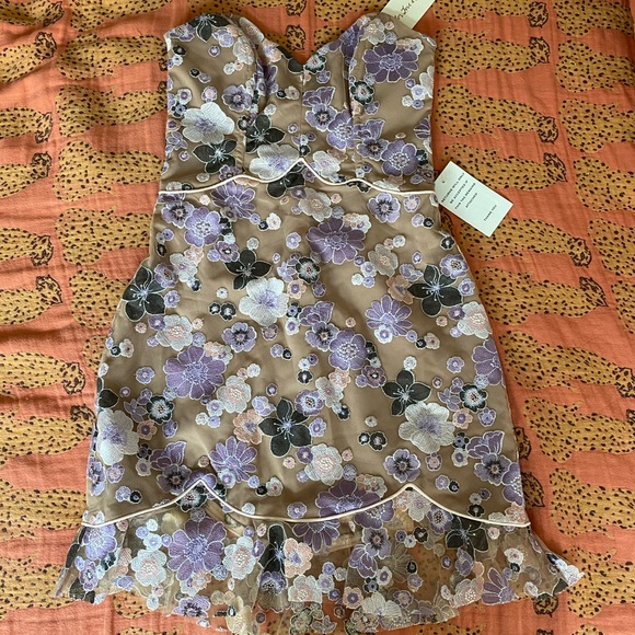 posy embroidery mini dress